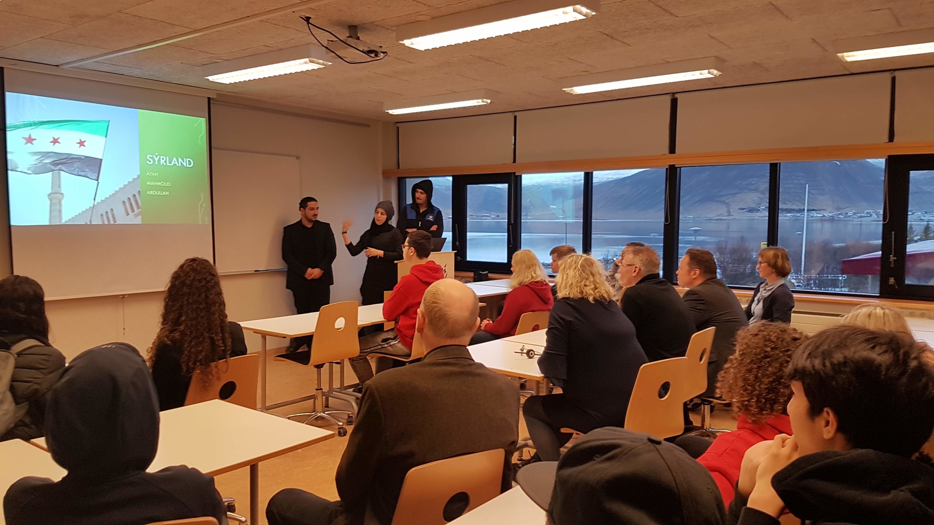 Sýrlenskir nemendur kynna heimaland sitt