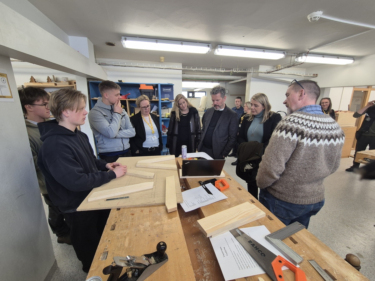 Verkefni smíðanema kynnt.