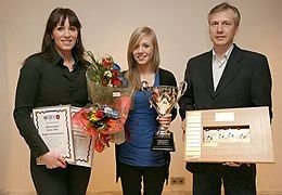 Ragney Líf ásamt foreldrum sínum Valdísi Eiríksdóttur og Stefáni Sigurðssyni