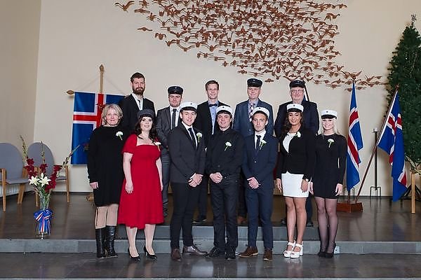 Mynd frá útskrift í desember 2015