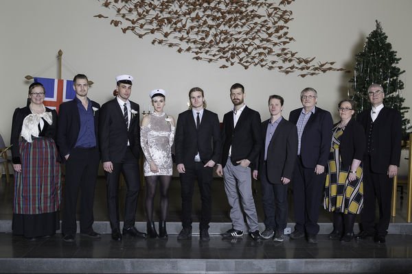 Frá vinstri: Hildur Halldórsdóttir aðstoðarskólameistari, Gunnlaugur Gunnlaugsson, Nökkvi Harðarson,&hellip;