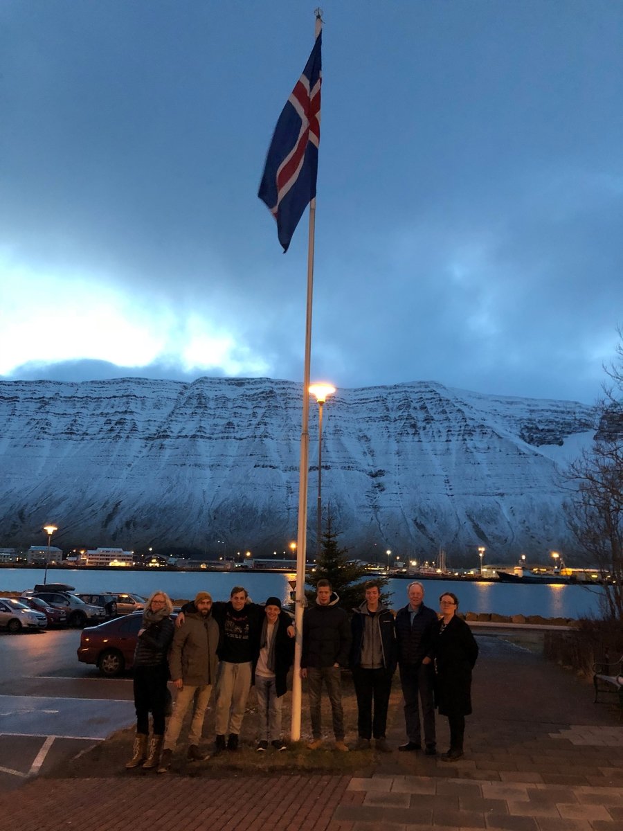 Danskir málmiðnnemar í heimsókn