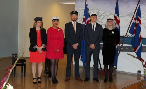 Útskrift og jólafrí