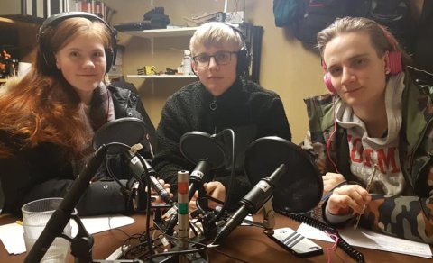Lið MÍ áfram í Gettu betur