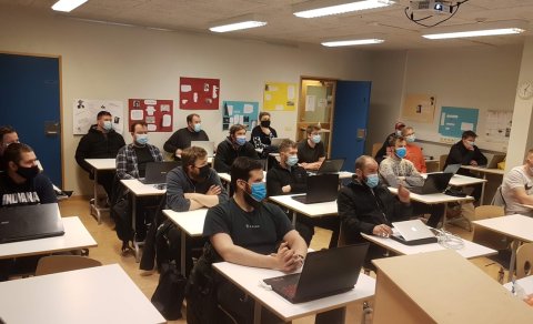 Iðnmeistaranemar í fyrstu kennslustund