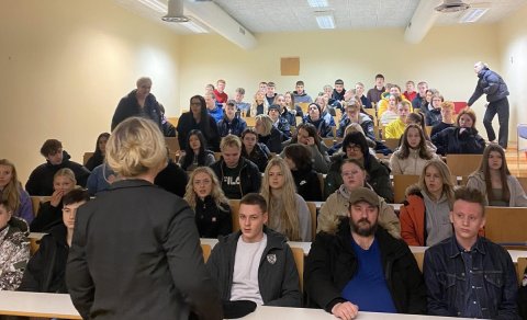 Grunnskólanemar í heimsókn