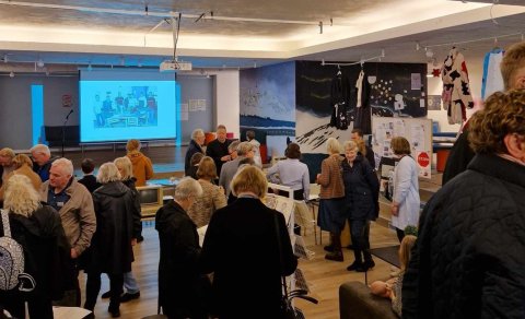 Opnun EMMÍ ,,Sprett-upp