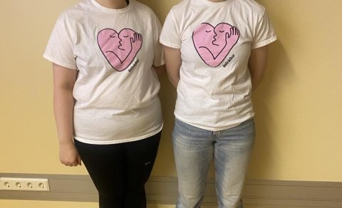 Karólína Mist Stefánsdóttir og Sara Antonía Magneudóttir Wittebrood.